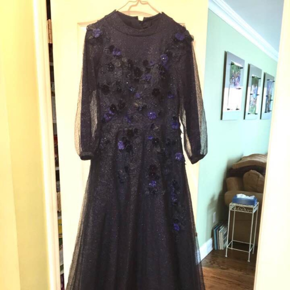 Teri Jon formal gown - Picture 3 of 6